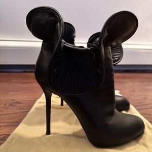 Sergio Rossi Black Ankle Booties